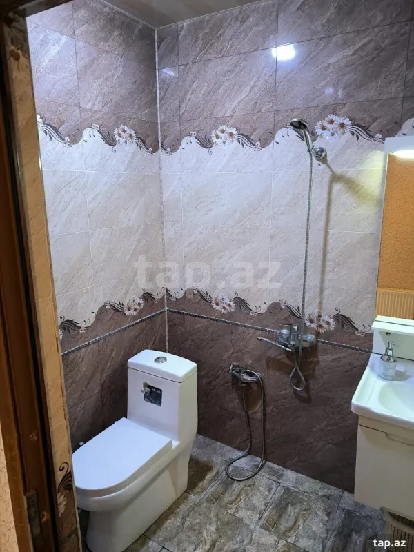 Satılır 2 otaqlı yeni tikili 64 m²