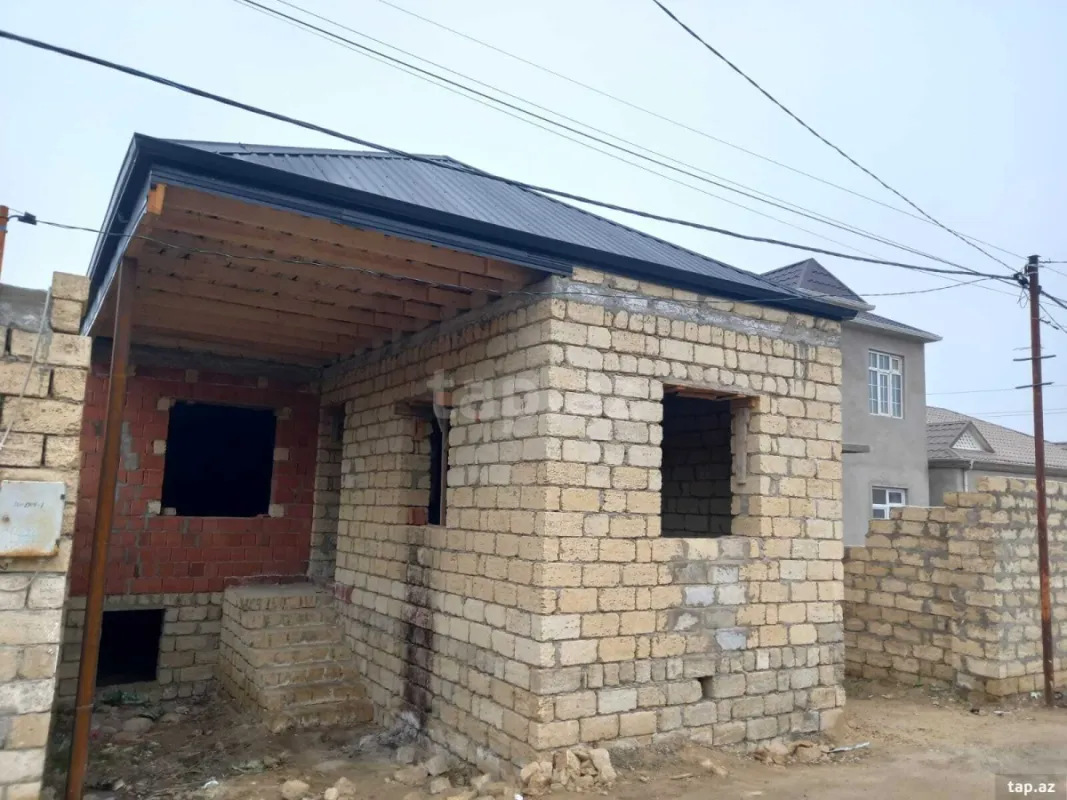 Satılır 3 otaqlı həyət evi