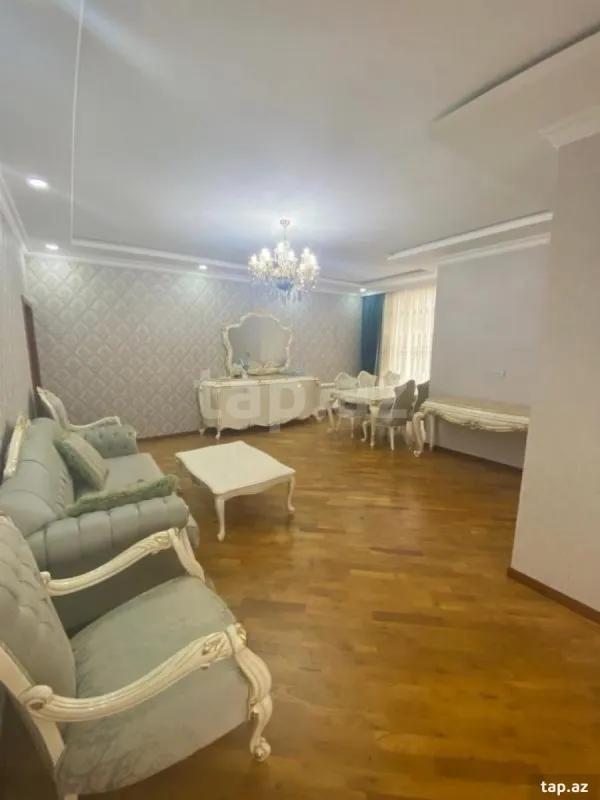 Satılır 4 otaqlı yeni tikili 147 m²