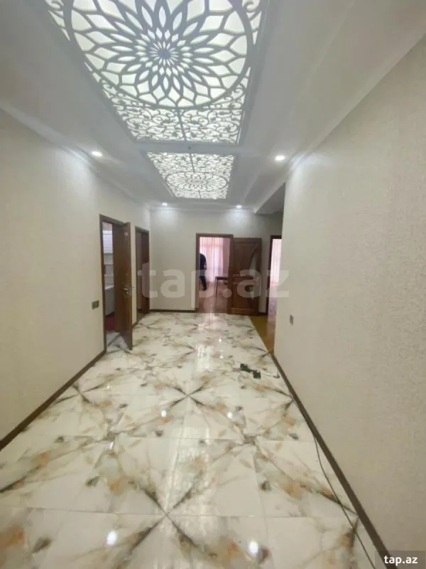 Satılır 4 otaqlı yeni tikili 147 m²