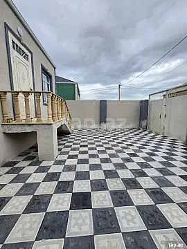 Satılır 3 otaqlı həyət evi