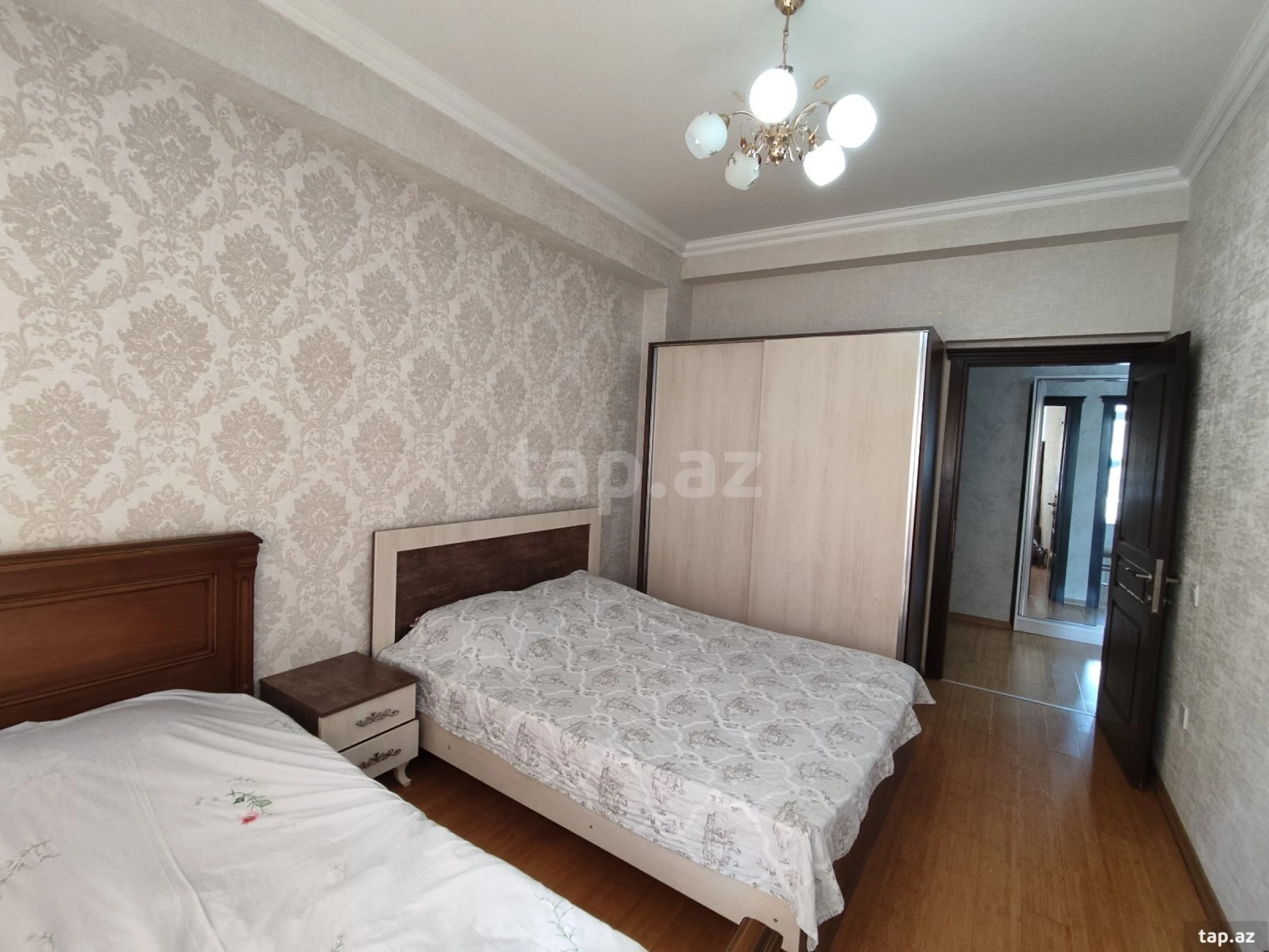 Kirayə verilir 2 otaqlı yeni tikili 70 m²