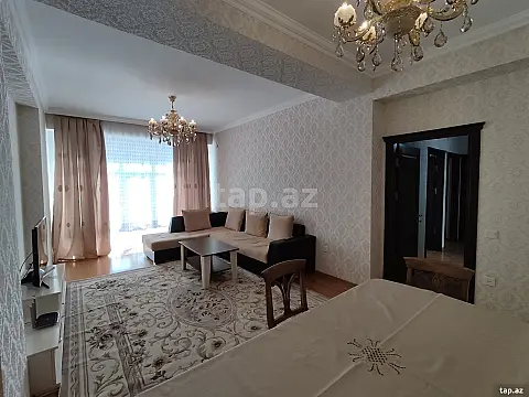 Kirayə verilir 2 otaqlı yeni tikili 70 m²