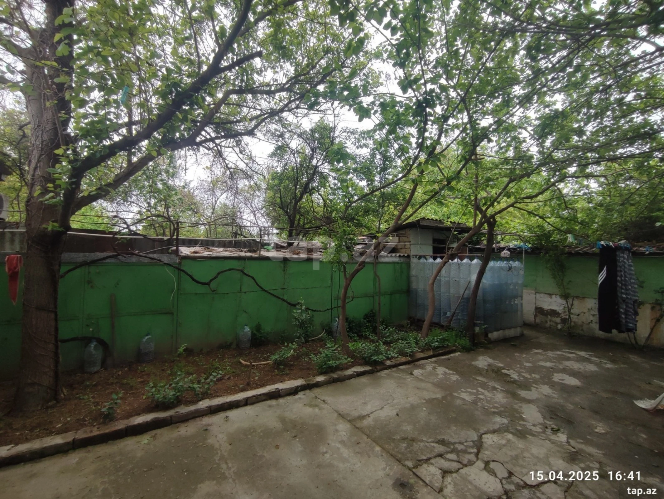 Satılır 2 otaqlı həyət evi 65 m²