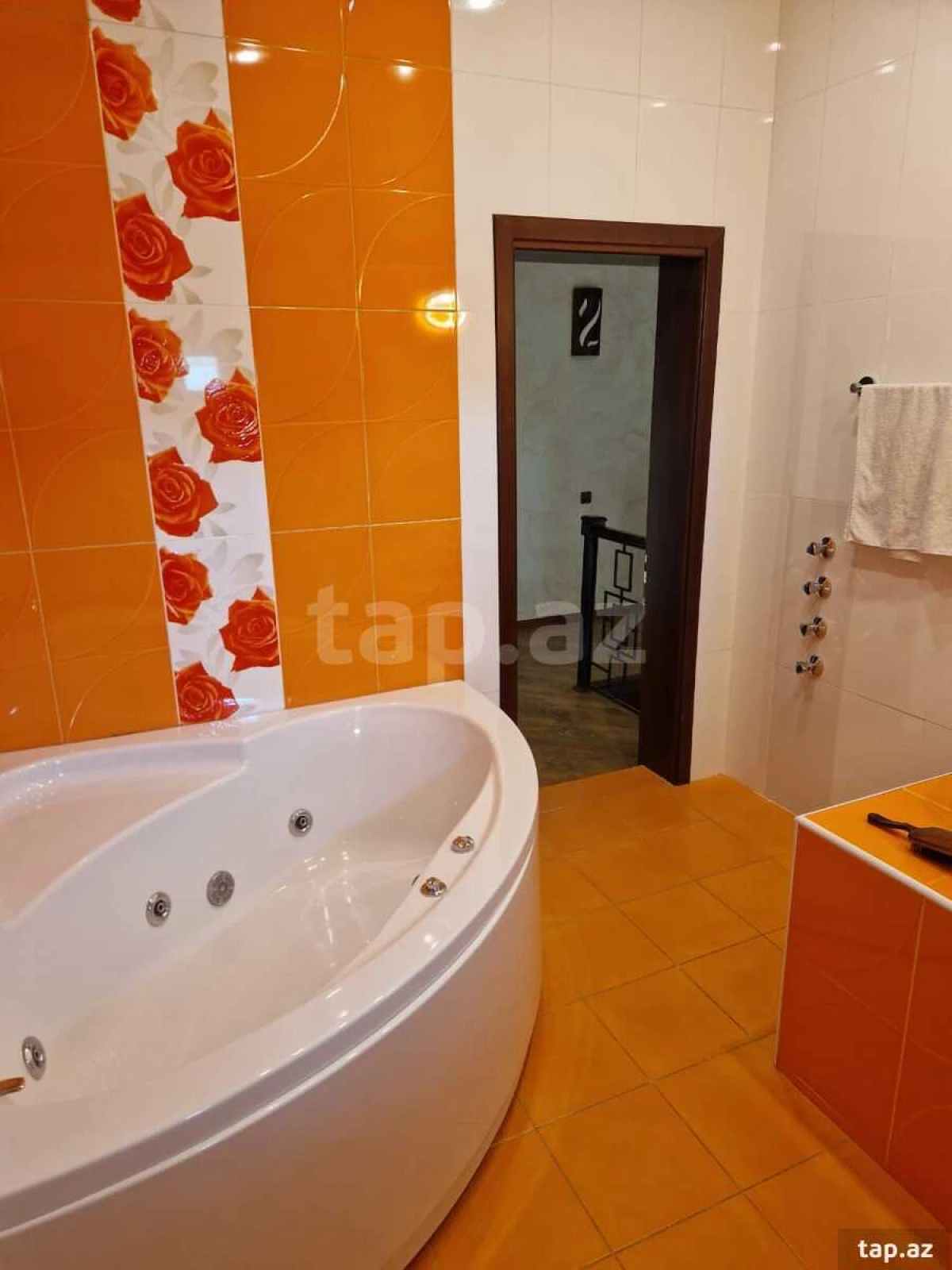 Kirayə verilir 5 otaqlı həyət evi 250 m²