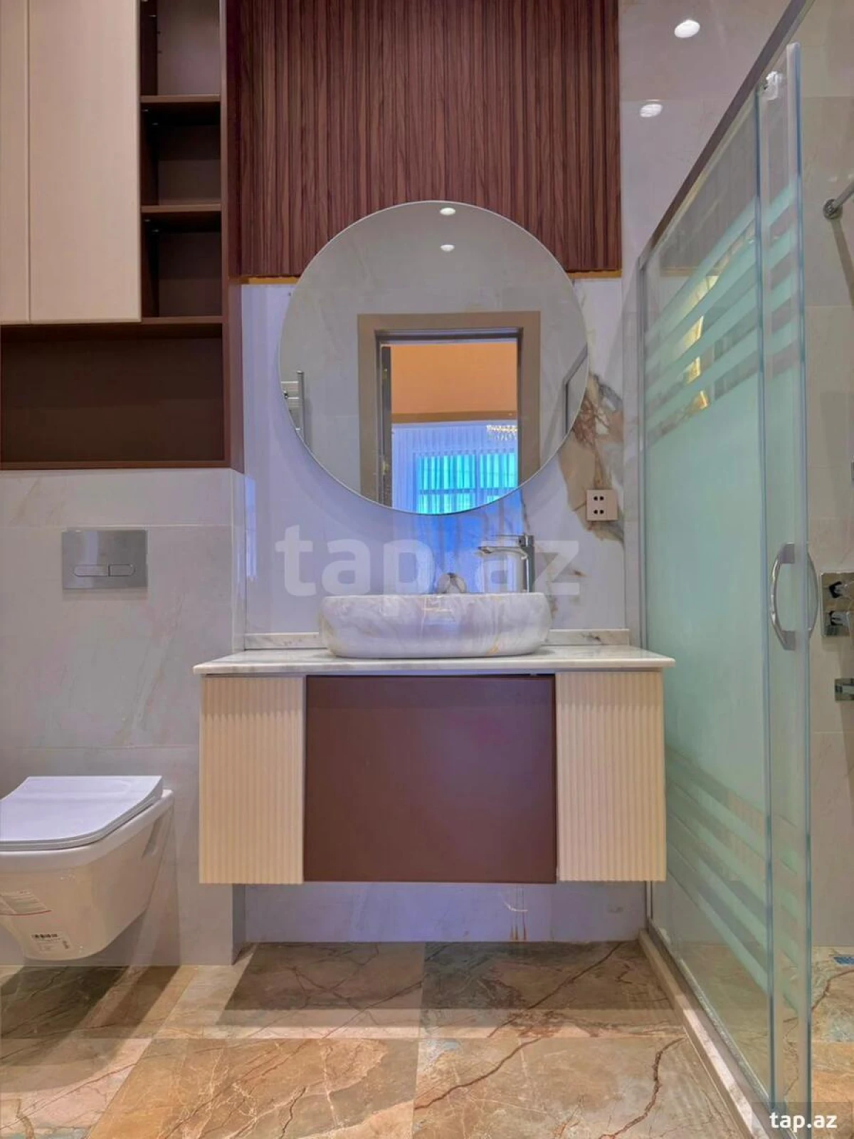 Satılır 5 otaqlı həyət evi