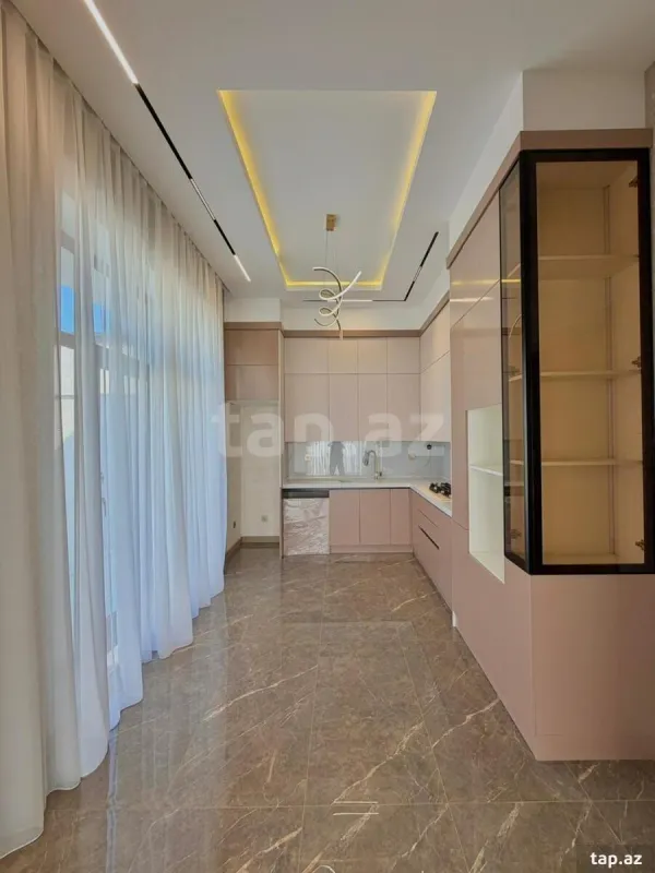 Satılır 5 otaqlı həyət evi