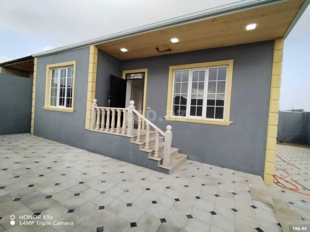 Satılır 4 otaqlı həyət evi 120 m²