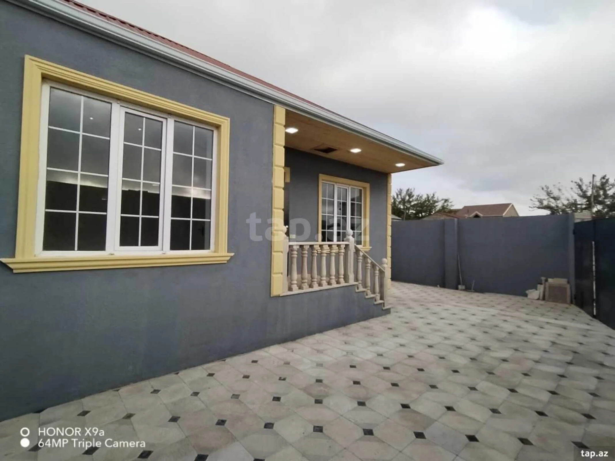 Satılır 4 otaqlı həyət evi 120 m²