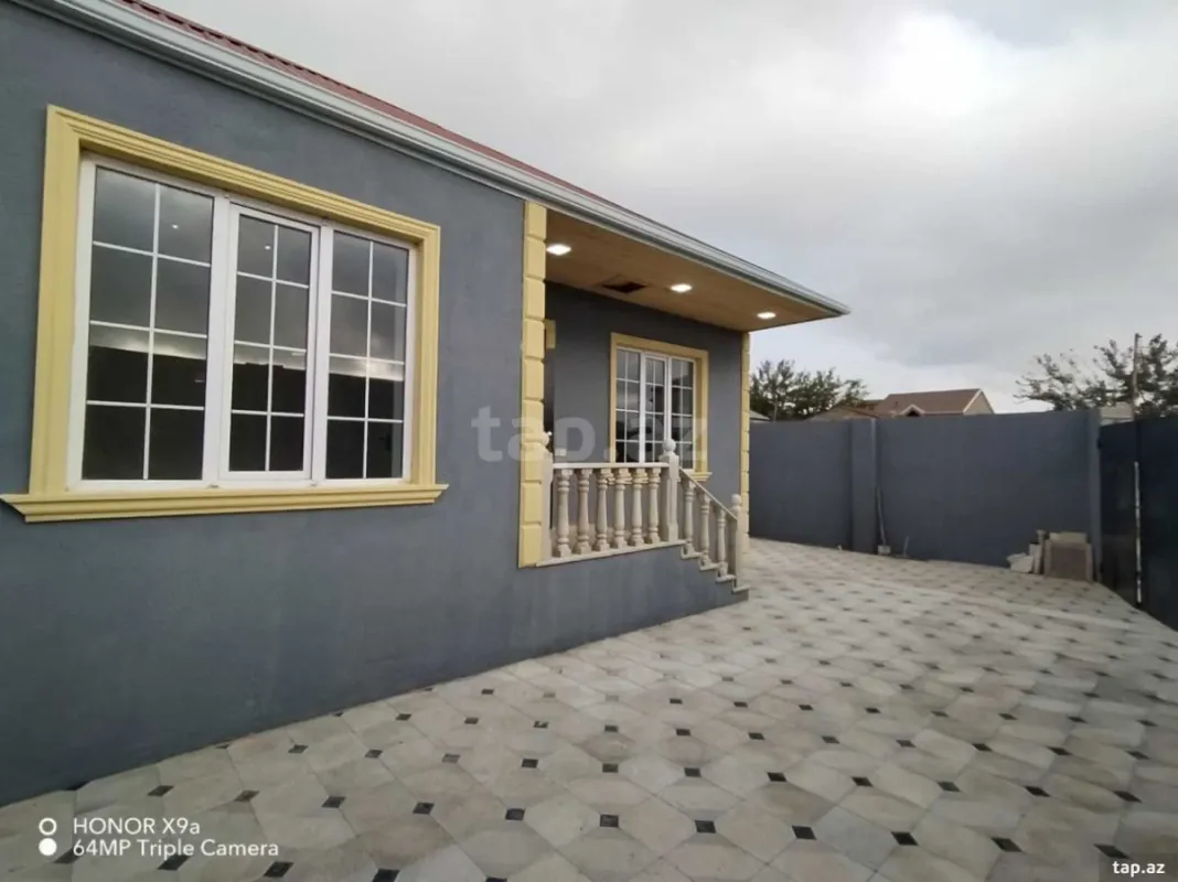 Satılır 4 otaqlı həyət evi 120 m²