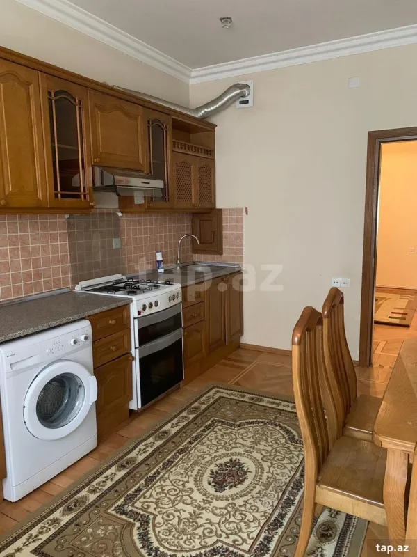 Kirayə verilir 2 otaqlı yeni tikili 87 m²