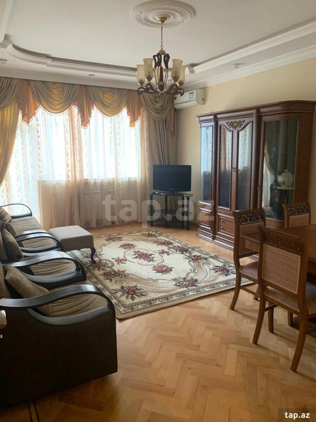 Kirayə verilir 2 otaqlı yeni tikili 87 m²