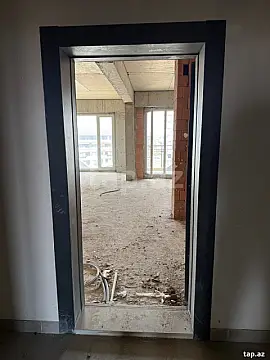 Satılır 3 otaqlı yeni tikili 80 m²