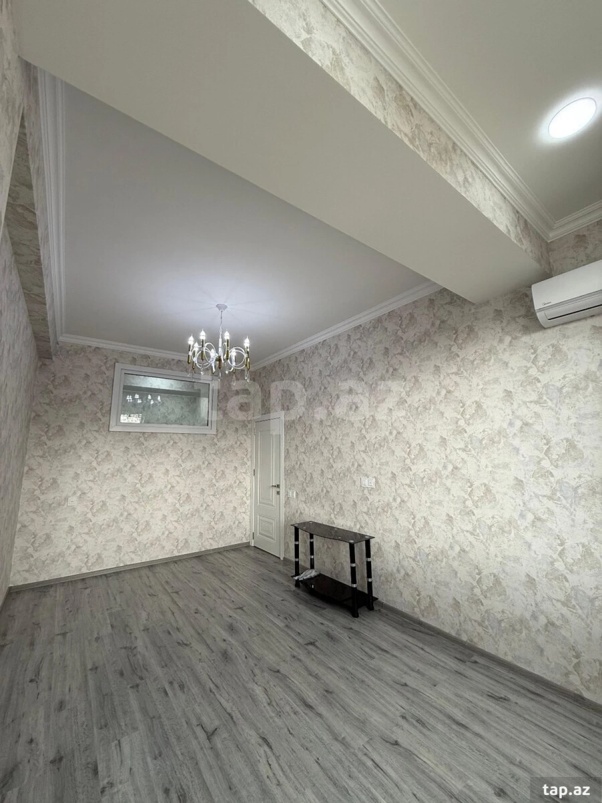 Kirayə verilir 3 otaqlı yeni tikili 60 m²