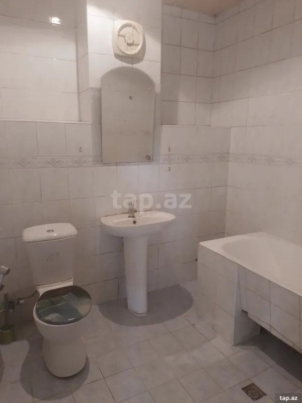 Kirayə verilir 2 otaqlı həyət evi