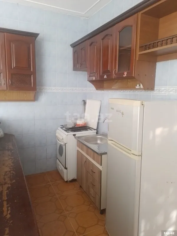 Kirayə verilir 2 otaqlı həyət evi