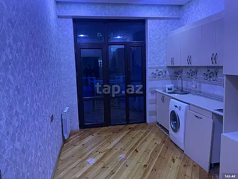 Kirayə verilir 2 otaqlı yeni tikili 80 m²