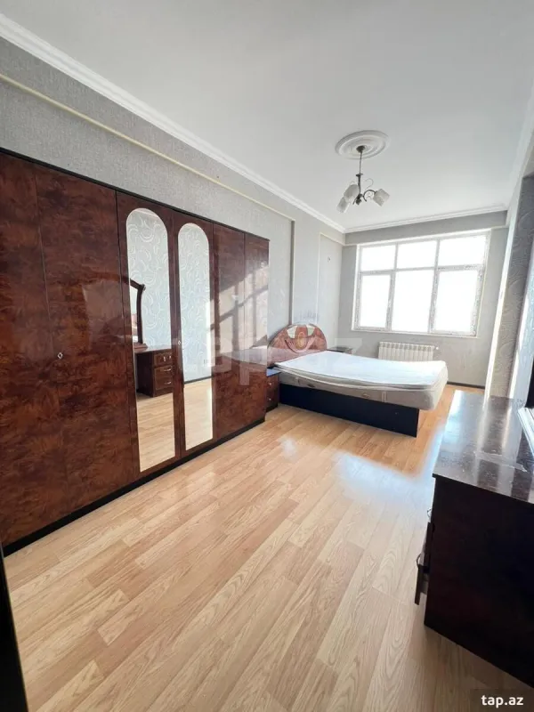 Kirayə verilir 2 otaqlı yeni tikili 88 m²