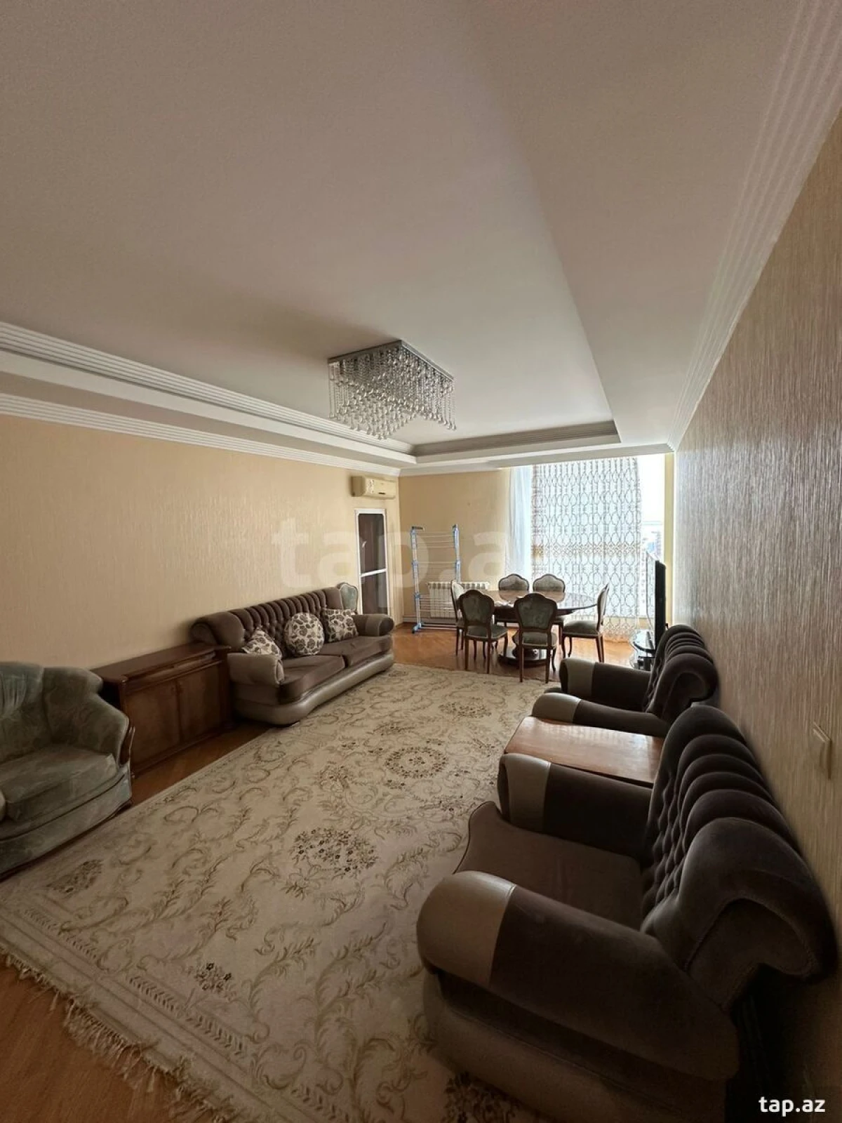 Kirayə verilir 2 otaqlı yeni tikili 80 m²