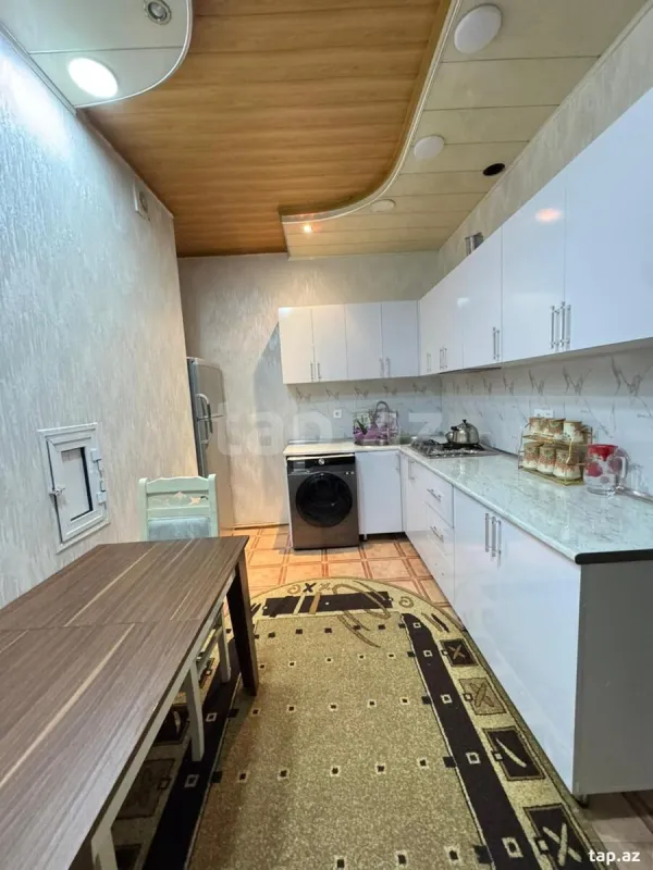 Satılır 2 otaqlı yeni tikili 83 m²
