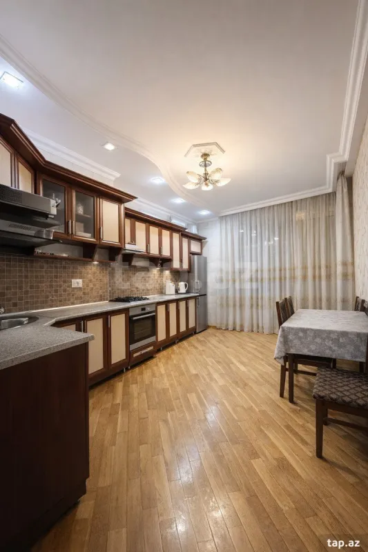 Satılır 3 otaqlı yeni tikili 106 m²