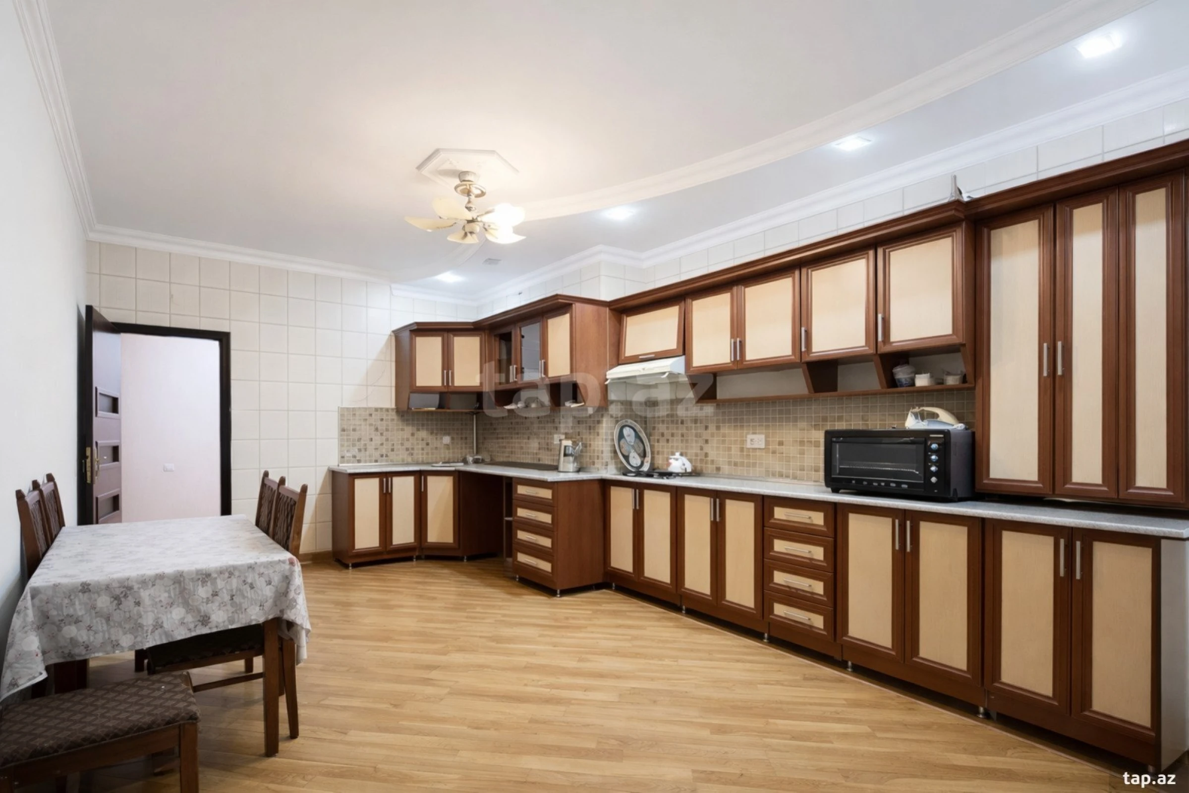 Satılır 3 otaqlı yeni tikili 106 m²