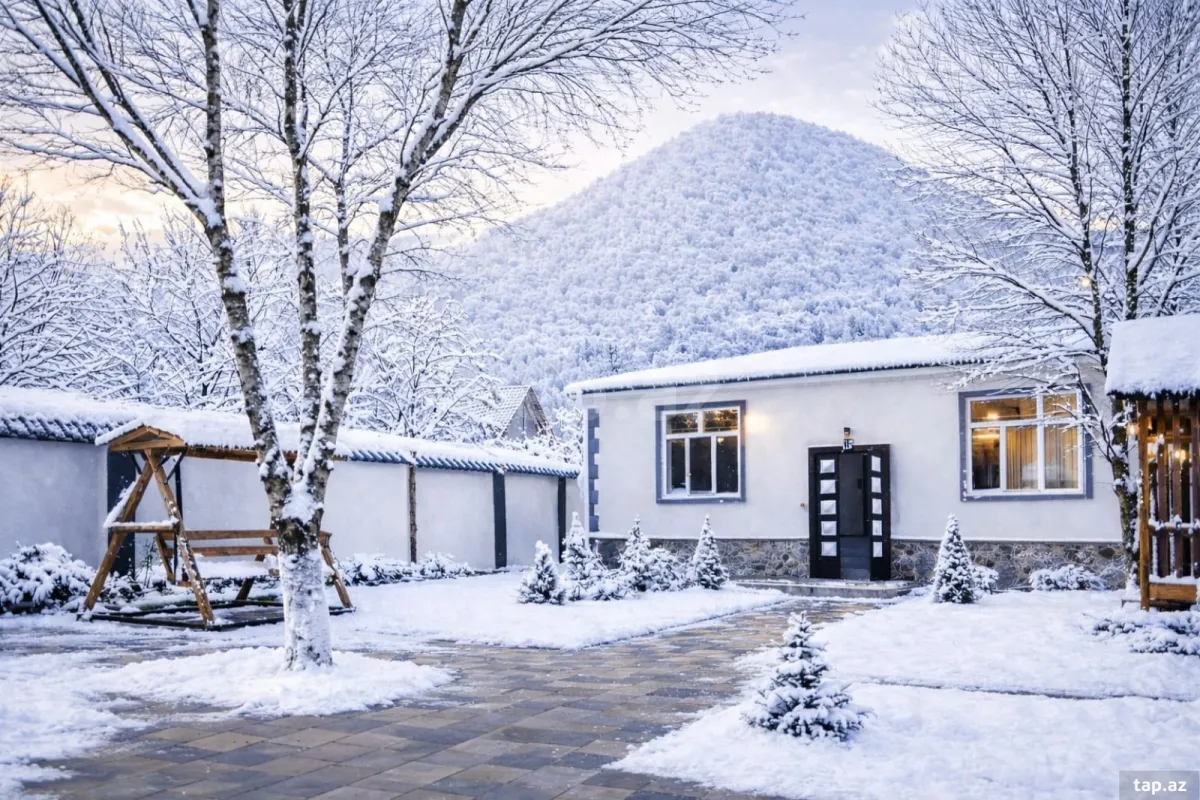 Kirayə verilir 4 otaqlı həyət evi