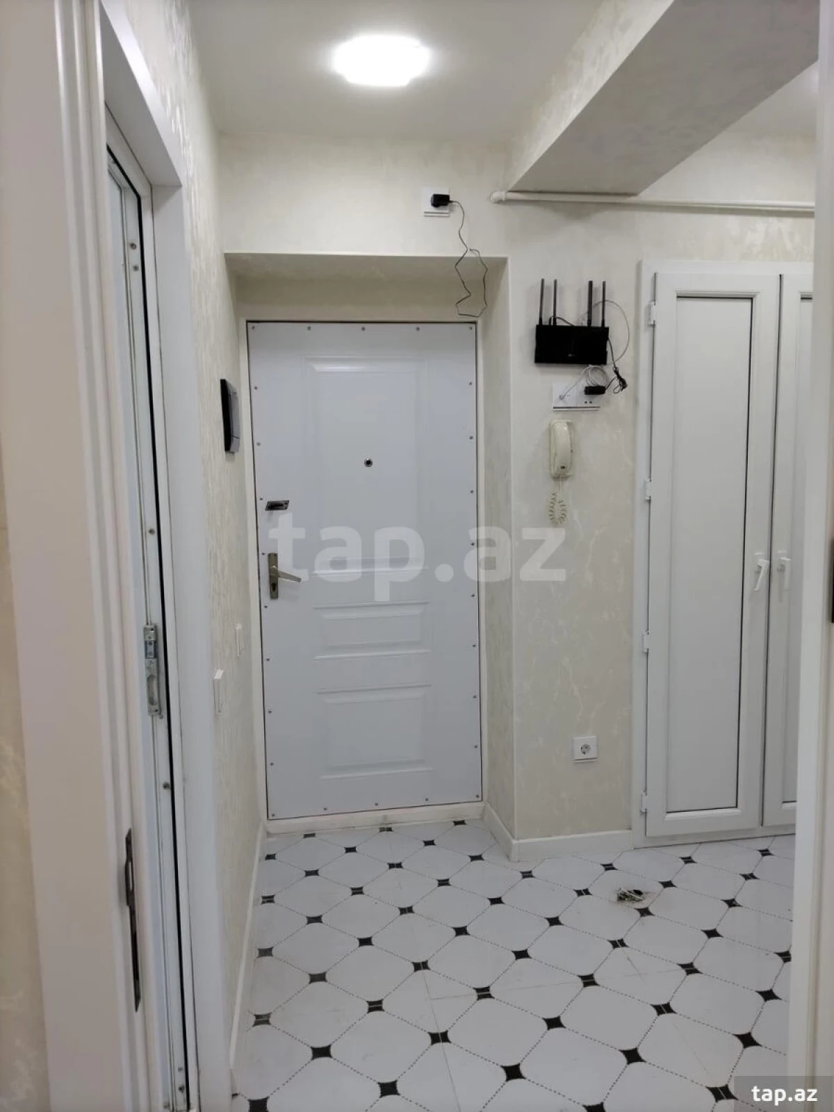 Kirayə verilir 2 otaqlı mənzil 70 m²