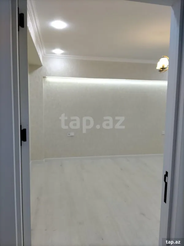 Kirayə verilir 2 otaqlı mənzil 70 m²