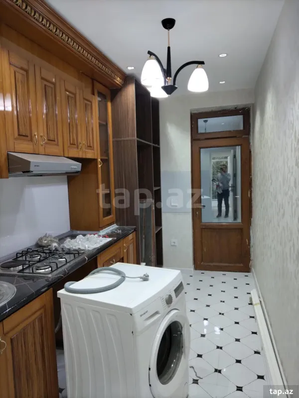 Kirayə verilir 2 otaqlı mənzil 70 m²