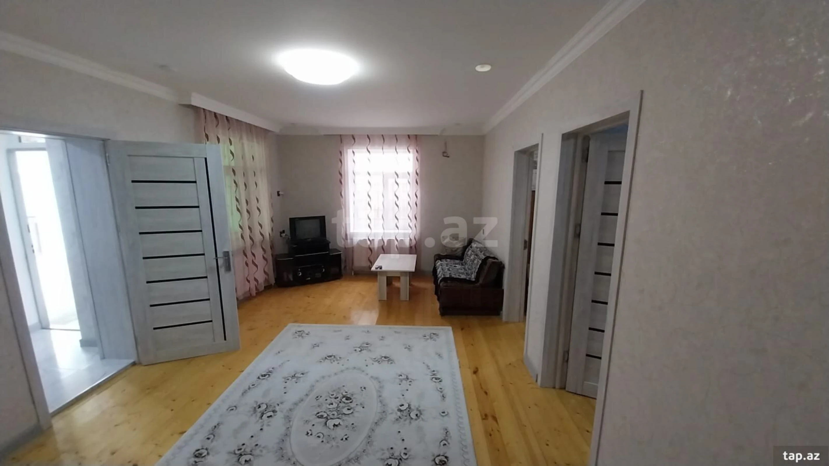 Kirayə verilir 3 otaqlı həyət evi