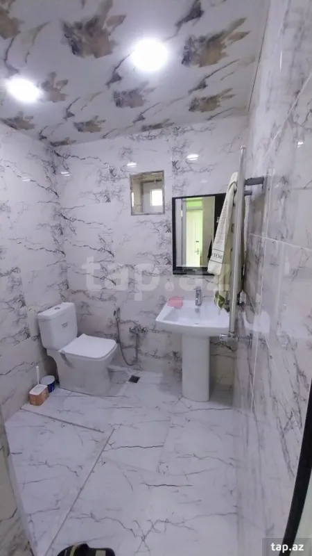 Kirayə verilir 3 otaqlı həyət evi