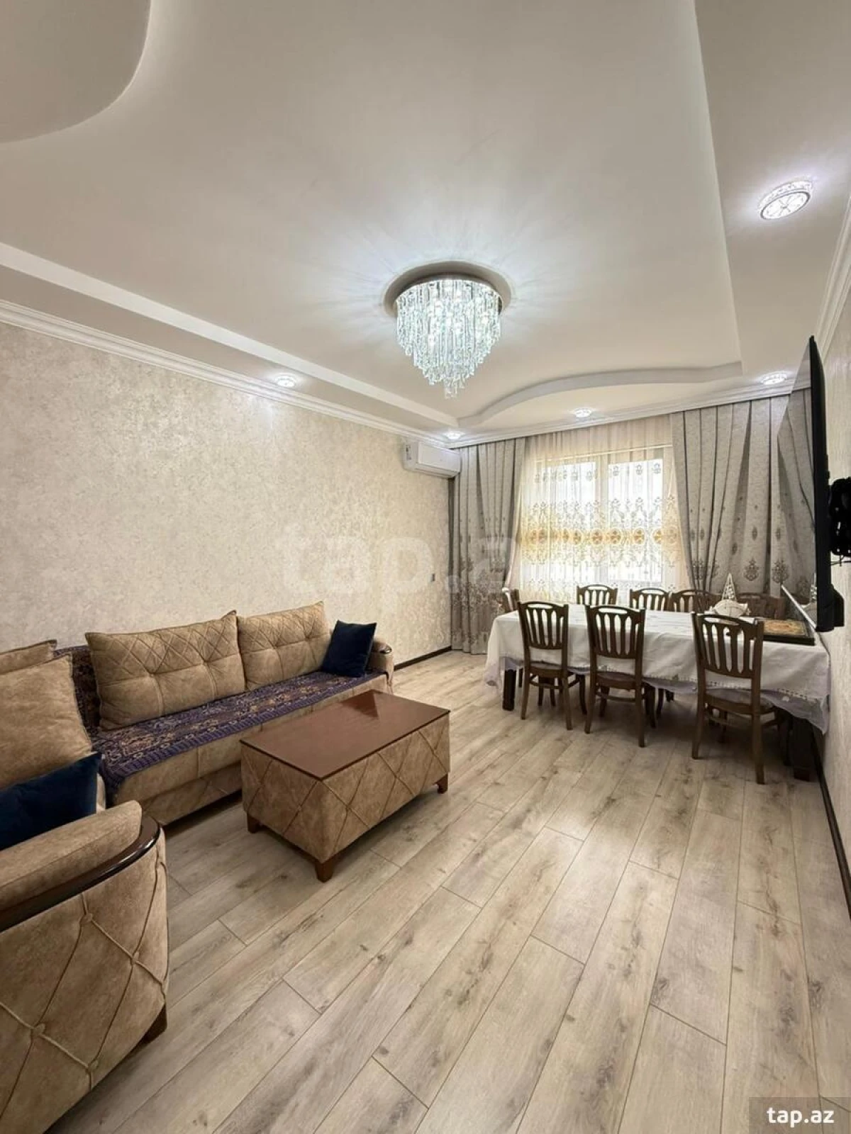 Satılır 5 otaqlı mənzil 120 m²