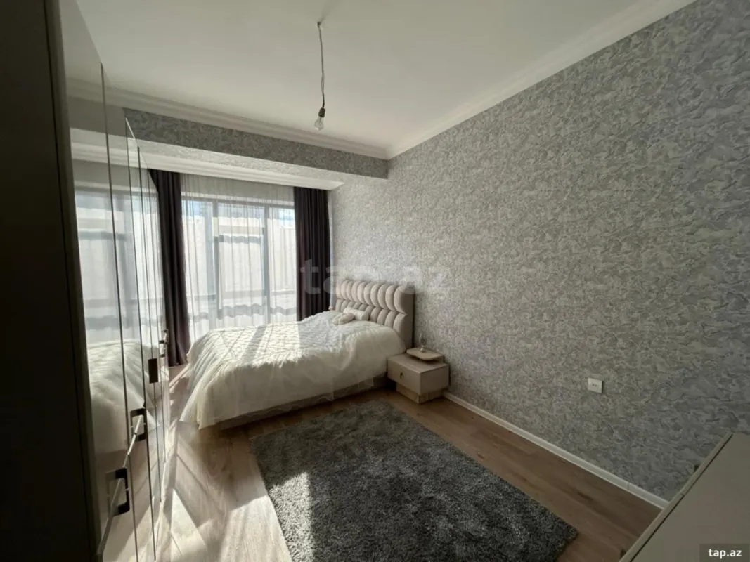 Satılır 2 otaqlı yeni tikili 96 m²