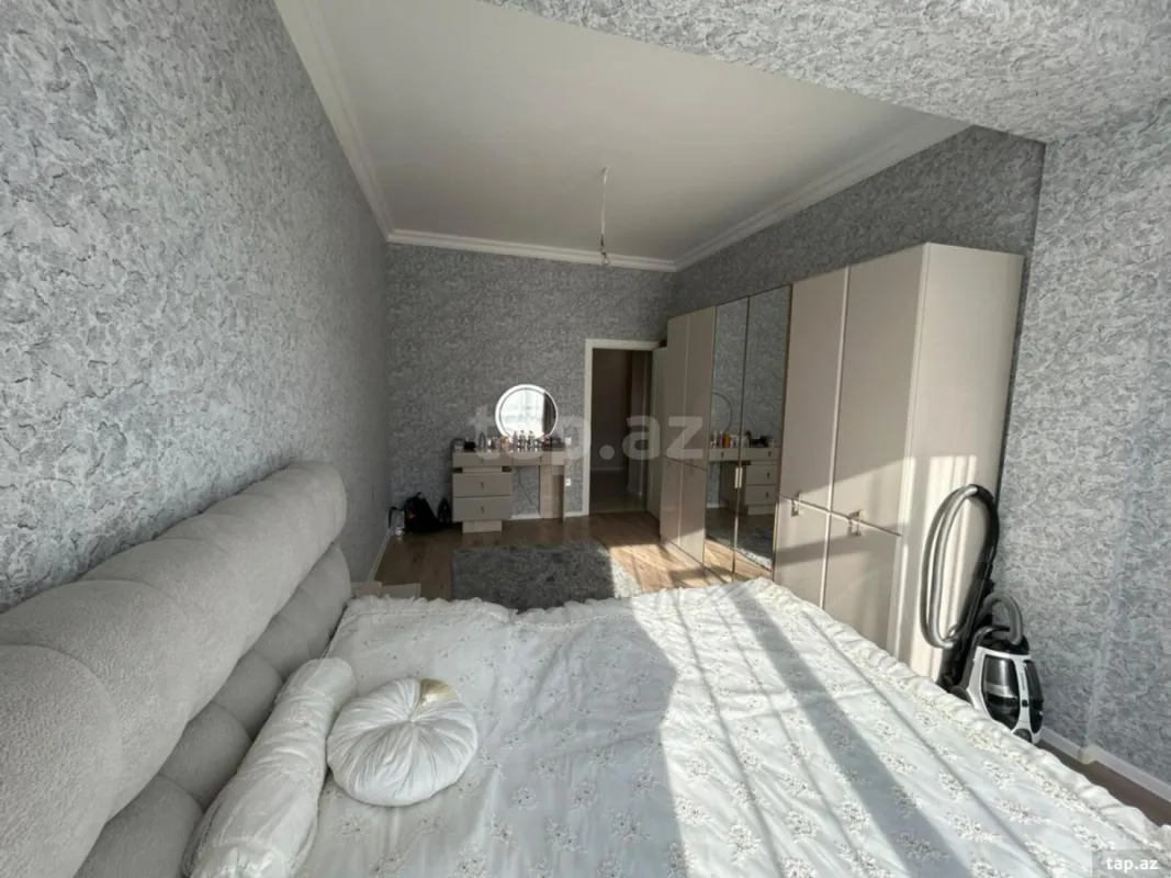 Satılır 2 otaqlı yeni tikili 96 m²