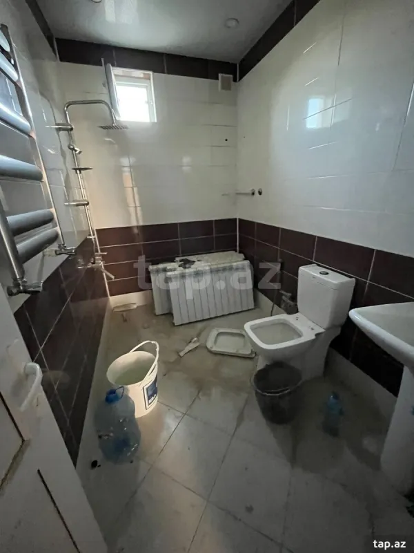 Satılır 5 otaqlı həyət evi 120 m²