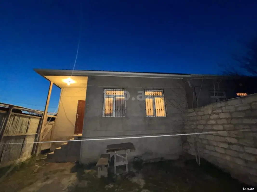 Kirayə verilir 3 otaqlı həyət evi 44 m²