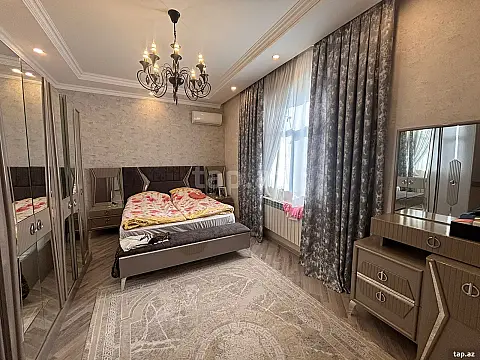 Satılır 4 otaqlı həyət evi 160 m²