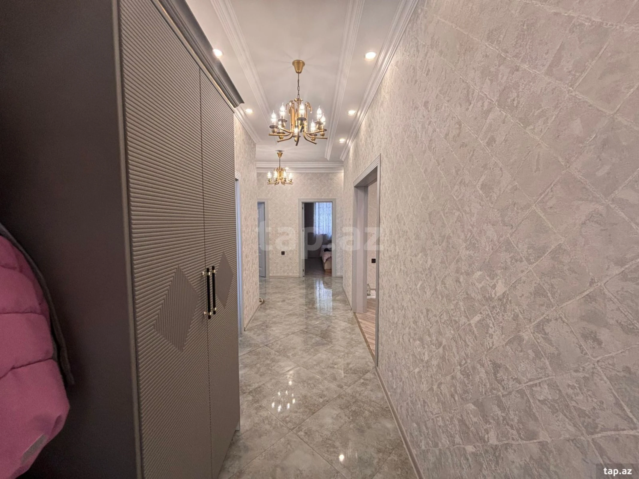Satılır 4 otaqlı həyət evi 160 m²