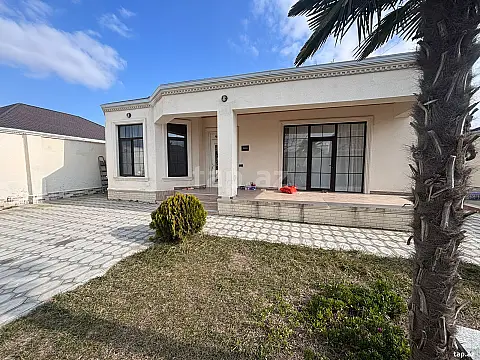 Satılır 4 otaqlı həyət evi 160 m²