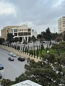 Satılır 2 otaqlı yeni tikili 60 m²