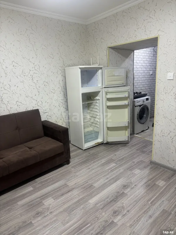 Kirayə verilir 1 otaqlı həyət evi