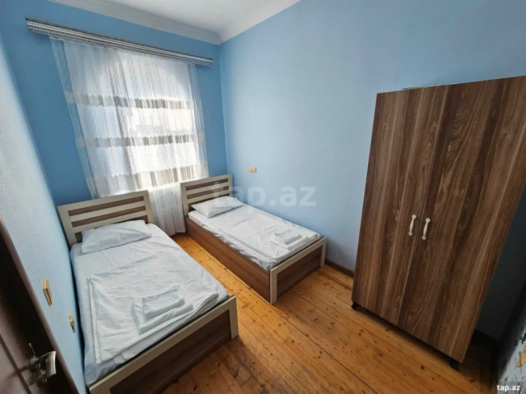 Kirayə verilir 5 otaqlı həyət evi 300 m²