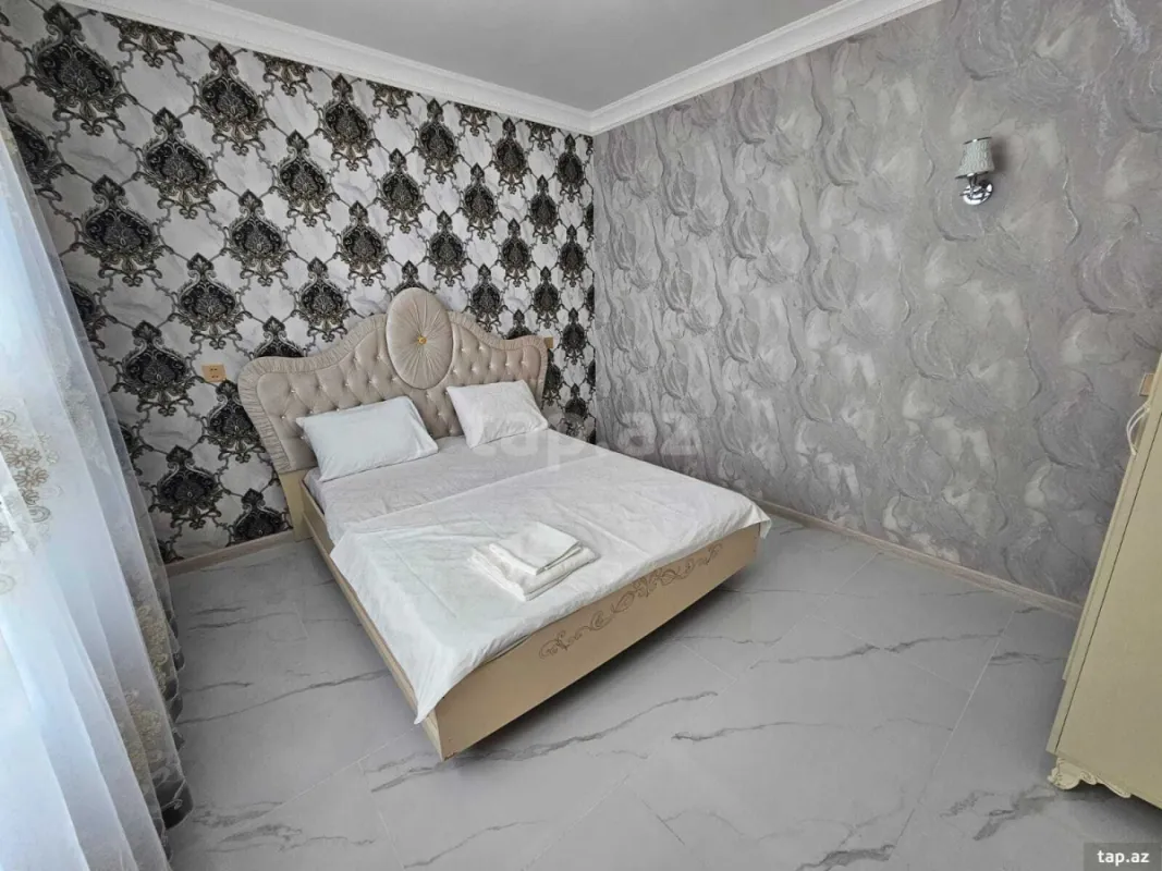 Kirayə verilir 5 otaqlı həyət evi 300 m²