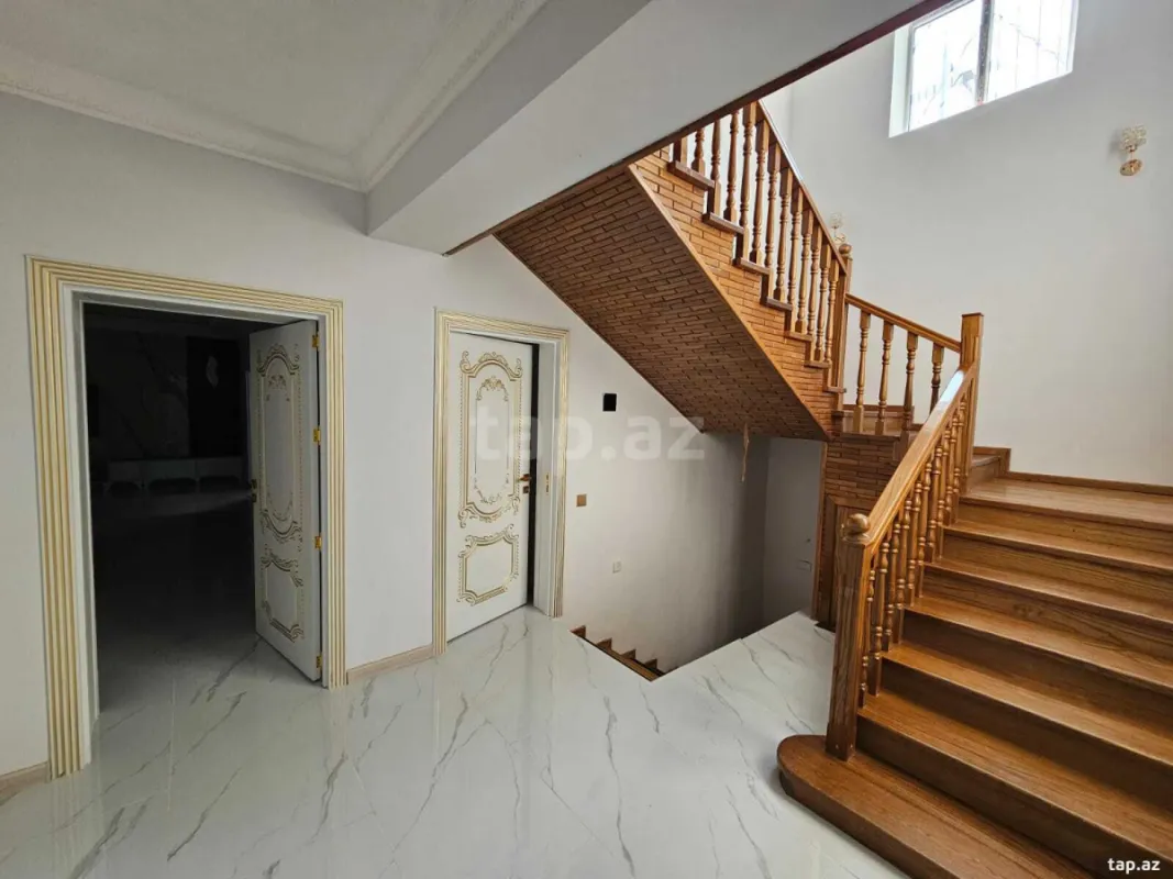 Kirayə verilir 5 otaqlı həyət evi 300 m²