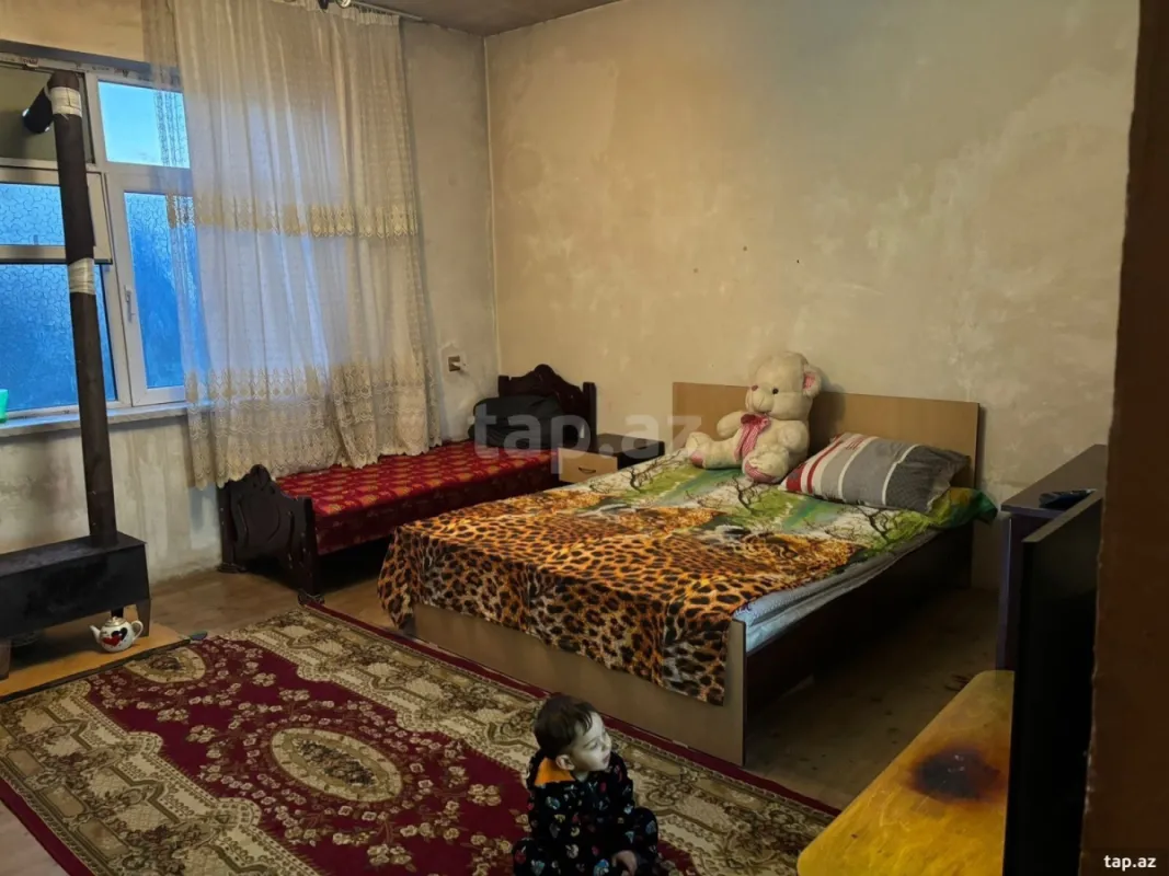 Satılır 4 otaqlı həyət evi