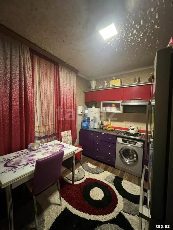 Satılır 5 otaqlı həyət evi 130 m²