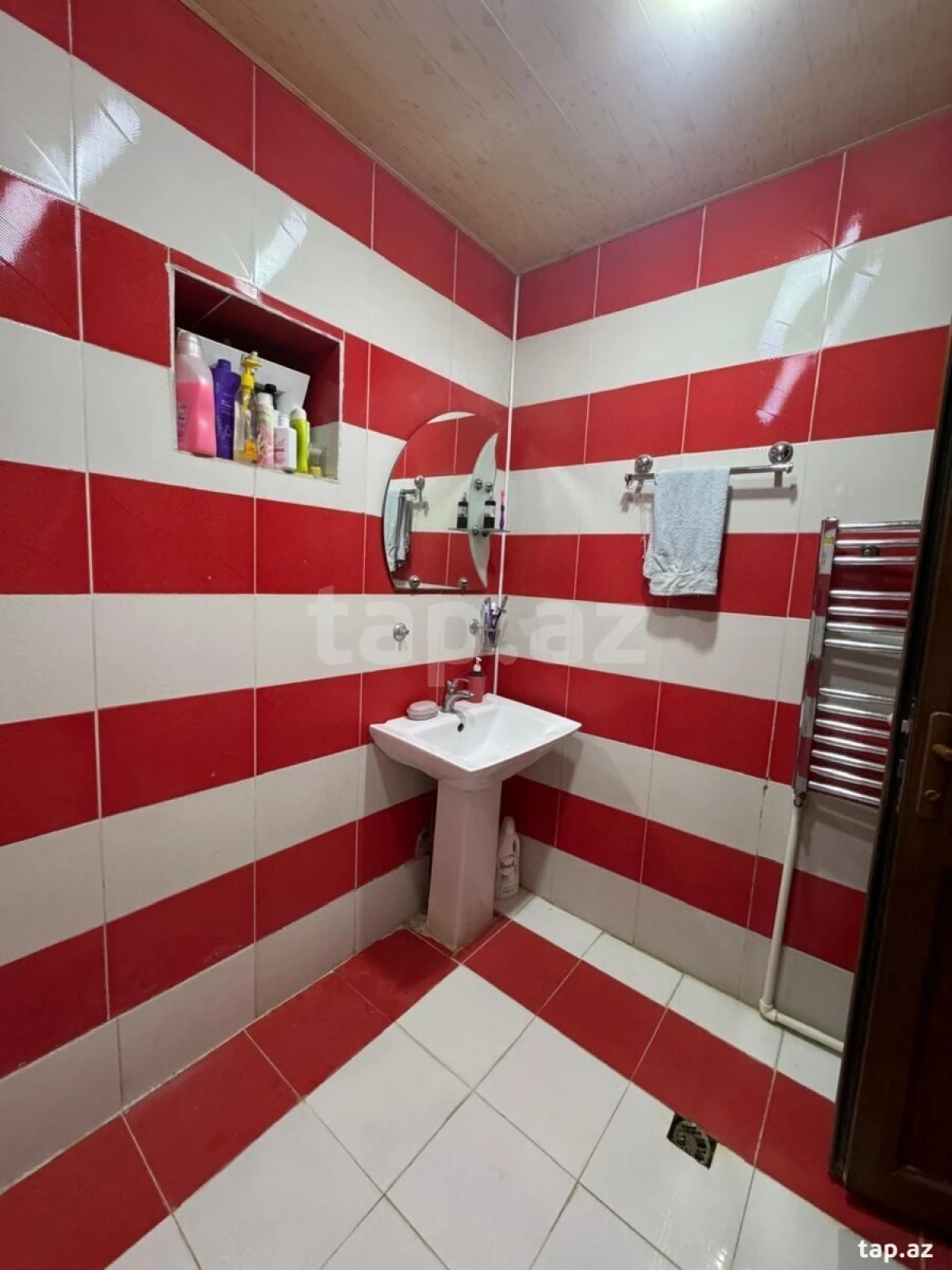 Satılır 5 otaqlı həyət evi 130 m²