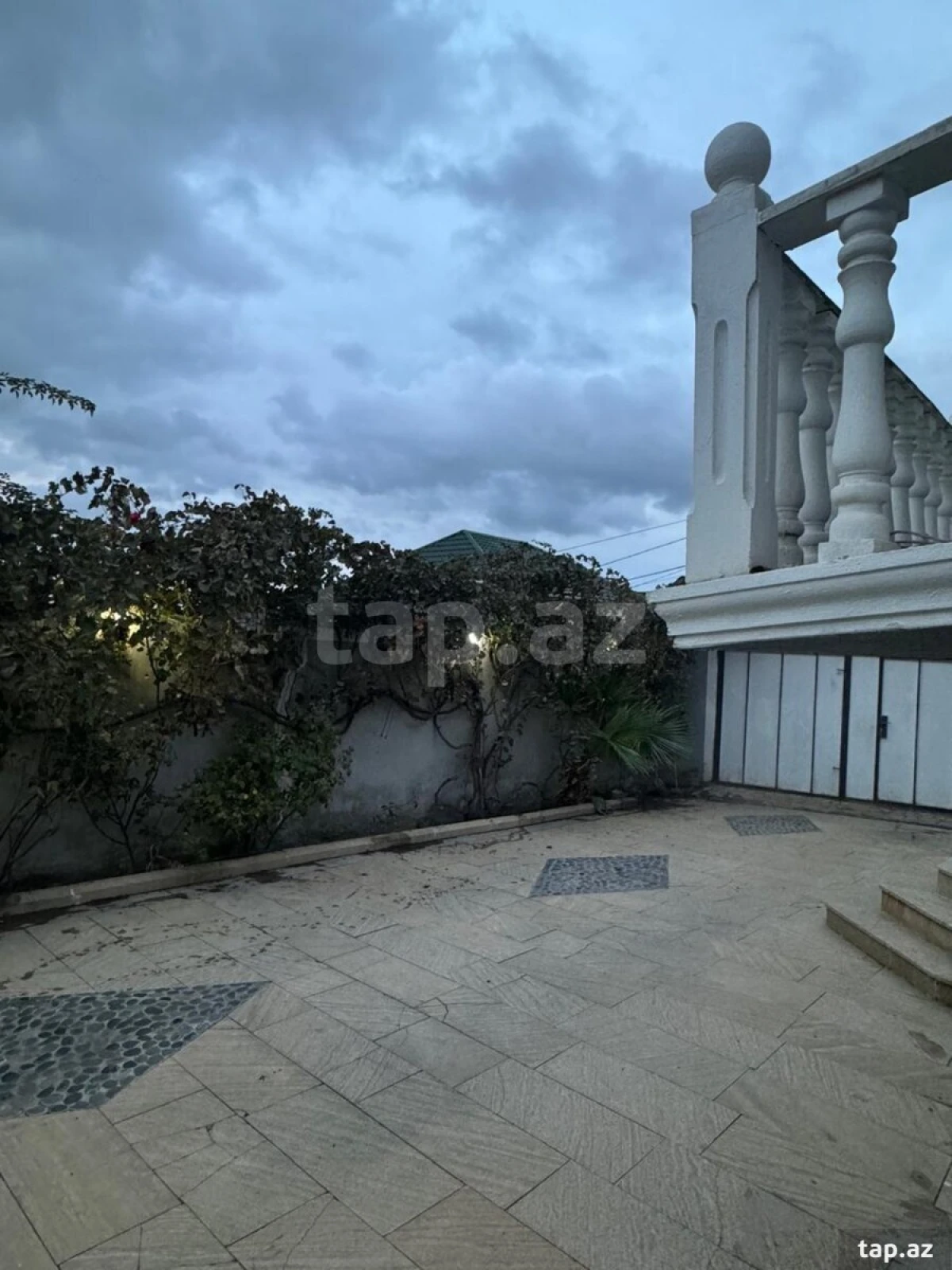 Satılır 5 otaqlı həyət evi 130 m²