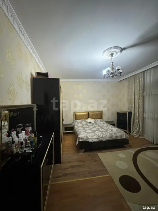 Satılır 5 otaqlı həyət evi 130 m²